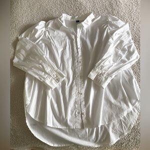 NWT Women’s Old Navy XL White Button Down Top